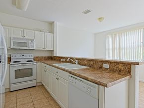 1015 NE 41st Pl, Homestead FL 33033