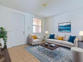1015 NE 41st Pl, Homestead FL 33033