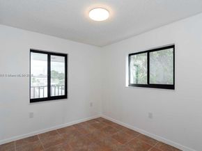 2729 SW 67th Ave, Miami FL 33155