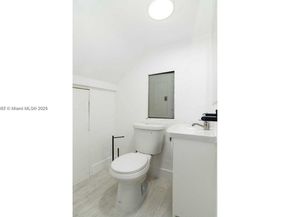2729 SW 67th Ave, Miami FL 33155