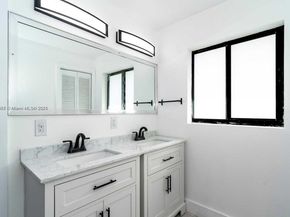 2729 SW 67th Ave, Miami FL 33155