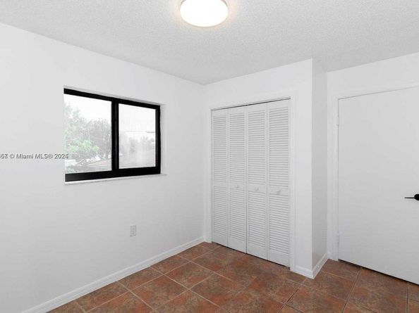 2729 SW 67th Ave, Miami FL 33155
