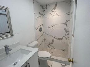 222 SW 8th St, Dania Beach FL 33004