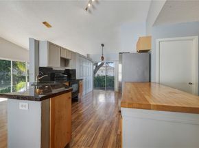 20774 NW 3rd Ct, Pembroke Pines FL 33029
