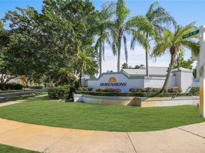 20774 NW 3rd Ct, Pembroke Pines FL 33029
