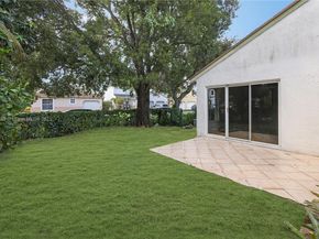 20774 NW 3rd Ct, Pembroke Pines FL 33029