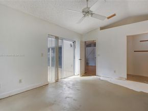 20774 NW 3rd Ct, Pembroke Pines FL 33029