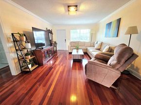 3371 NW 67th St, Fort Lauderdale FL 33309