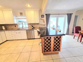 3371 NW 67th St, Fort Lauderdale FL 33309