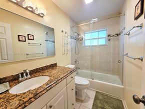 3371 NW 67th St, Fort Lauderdale FL 33309