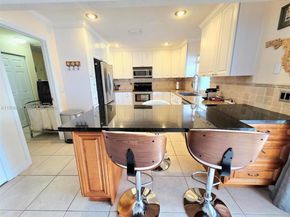 3371 NW 67th St, Fort Lauderdale FL 33309