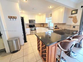 3371 NW 67th St, Fort Lauderdale FL 33309