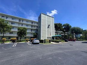 2228 N Cypress Bend Dr 407, Pompano Beach FL 33069