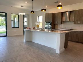 12535 N Parkland Bay Trl, Parkland FL 33076