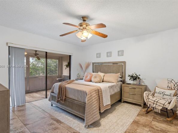 8161 SW 24th Ct 404, Davie FL 33324