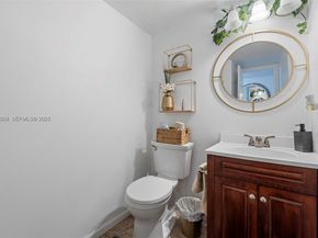 8161 SW 24th Ct 404, Davie FL 33324