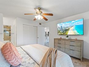 8161 SW 24th Ct 404, Davie FL 33324