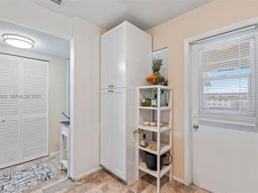 8161 SW 24th Ct 404, Davie FL 33324