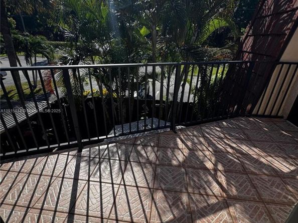 8457 Boca Rio Dr, Boca Raton FL 33433