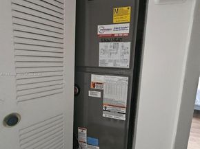 8457 Boca Rio Dr, Boca Raton FL 33433