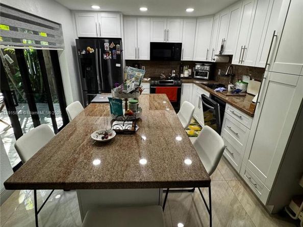 8457 Boca Rio Dr, Boca Raton FL 33433