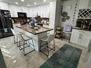 8457 Boca Rio Dr, Boca Raton FL 33433