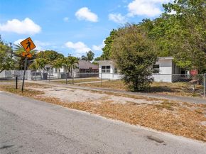 120 Seaman Ave, Opa-Locka FL 33054