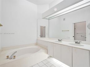 10131 Lombardy Dr, Tamarac FL 33321