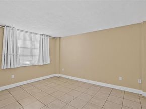 15600 NW 7th Ave 306, Miami FL 33169