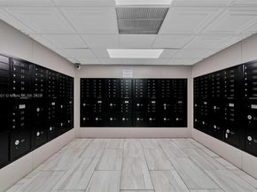 15600 NW 7th Ave 306, Miami FL 33169