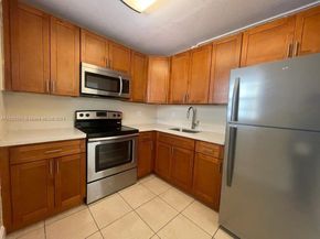 15600 NW 7th Ave 306, Miami FL 33169