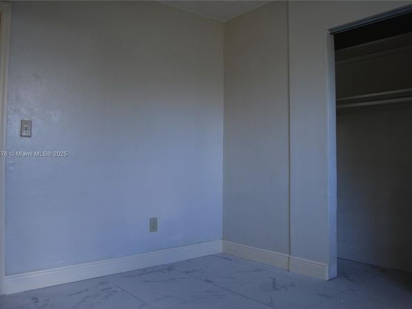 3020 NW 71st St, Miami FL 33147