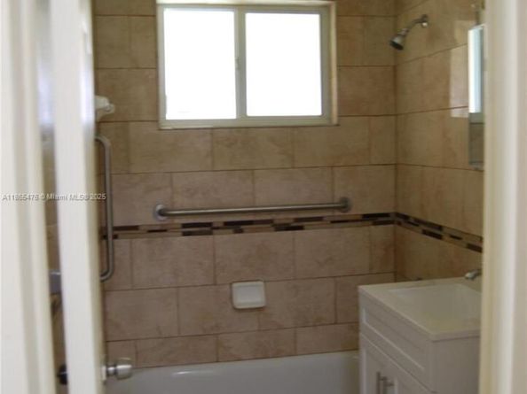 3020 NW 71st St, Miami FL 33147