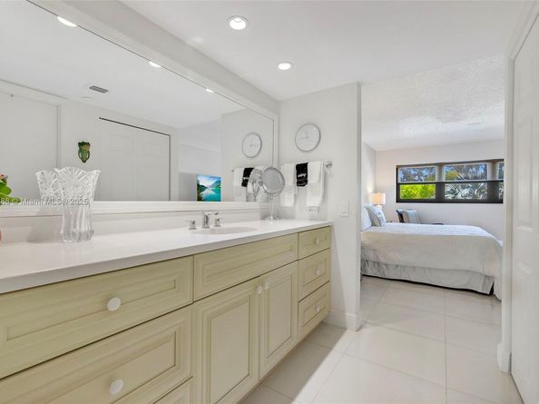 3200 Port Royale Dr N 311, Fort Lauderdale FL 33308