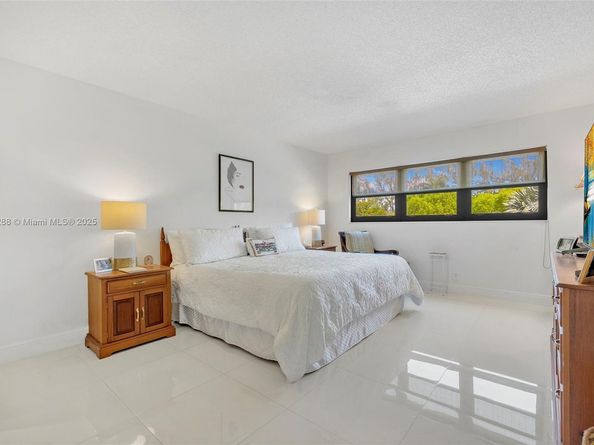 3200 Port Royale Dr N 311, Fort Lauderdale FL 33308