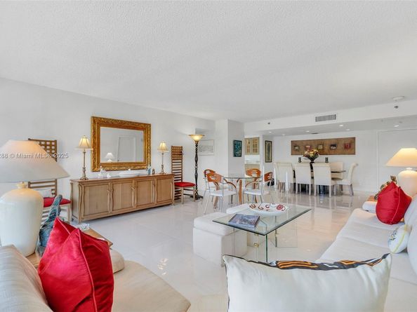 3200 Port Royale Dr N 311, Fort Lauderdale FL 33308