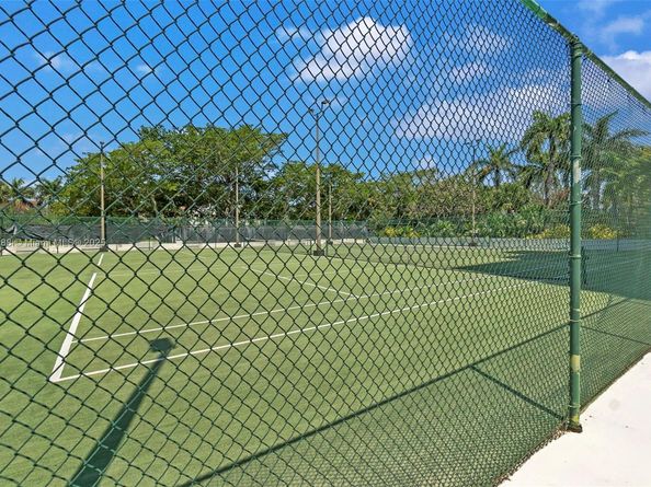 3200 Port Royale Dr N 311, Fort Lauderdale FL 33308