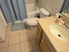 6001 SW 70th St 201, South Miami FL 33143