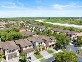 22837 SW 89th Path, Cutler Bay FL 33190