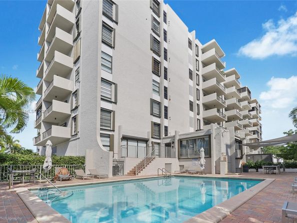 575 Crandon Blvd 306, Key Biscayne FL 33149