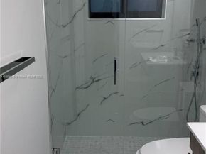 10500 NW 2nd Ct, Plantation FL 33324