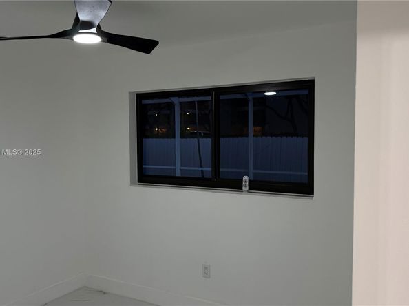 10500 NW 2nd Ct, Plantation FL 33324