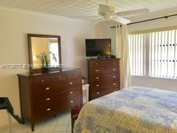 611 S Hollybrook Dr 203, Pembroke Pines FL 33025
