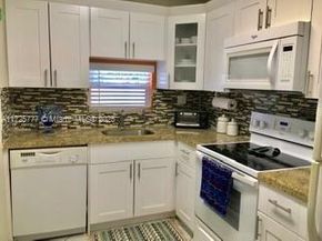 611 S Hollybrook Dr 203, Pembroke Pines FL 33025