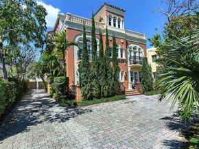 2870 Pine Tree Dr 3, Miami Beach FL 33140