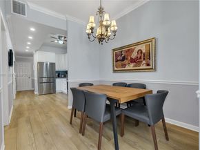 2870 Pine Tree Dr 3, Miami Beach FL 33140