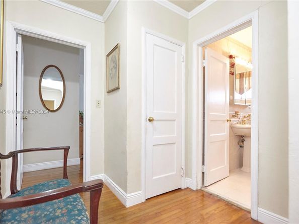 Undisclosed Address #A11636945, Coral Gables FL 33134