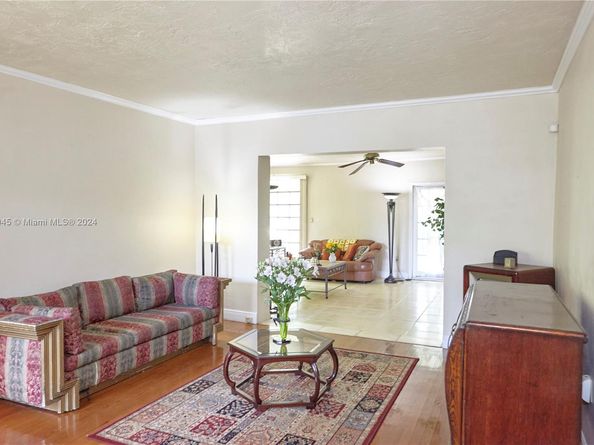 Undisclosed Address #A11636945, Coral Gables FL 33134