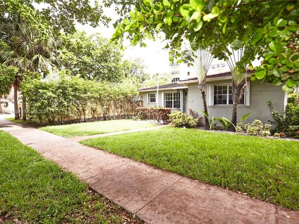 Undisclosed Address #A11636945, Coral Gables FL 33134