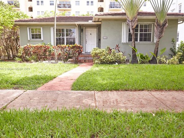 Undisclosed Address #A11636945, Coral Gables FL 33134